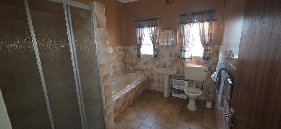 4 Bedroom Property for Sale in Albertynshof Northern Cape